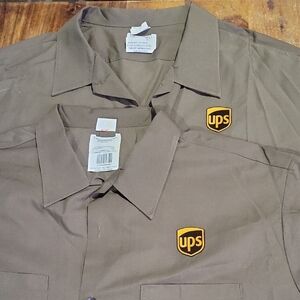 UPS-Branded Men’s Short-Sleeve Button-Down Shirt — Brown